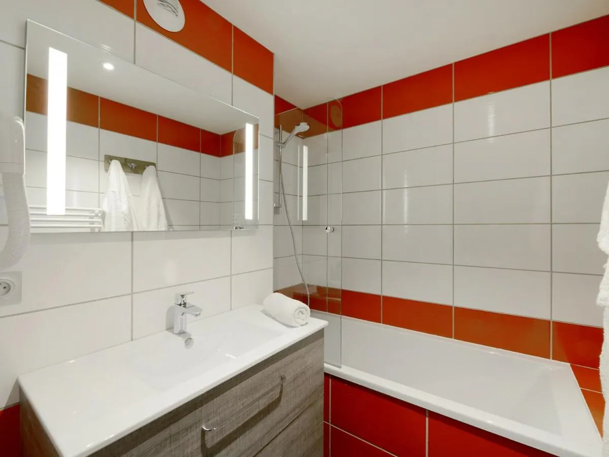 Appartement La Plagne Montchavin Les Coches, 6 Pieces, 15 Personnes - Fr-1-181-1085 0*,